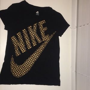 nike black and gold womens